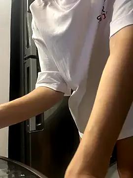 LittleDoll___ on StripChat 
