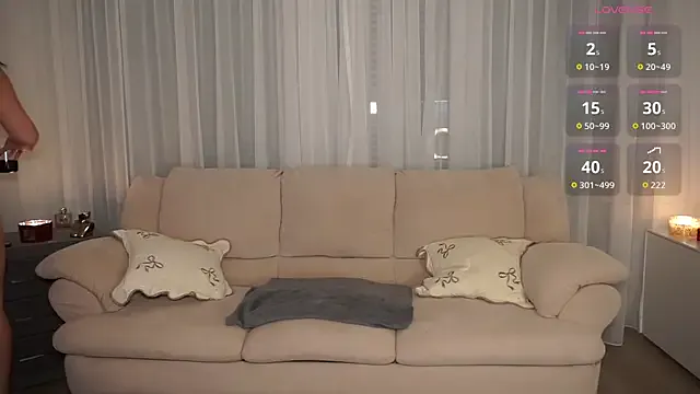 Liya_Gold_ from StripChat