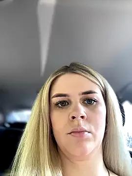 Love_Bri on StripChat