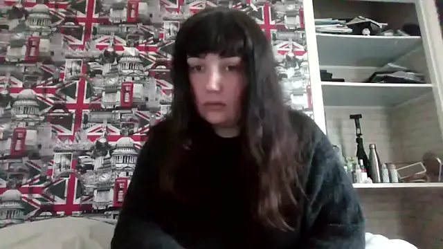 Lynylou on StripChat