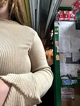 MADAME-ARLETTE from StripChat