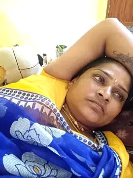 madavi123 on StripChat 