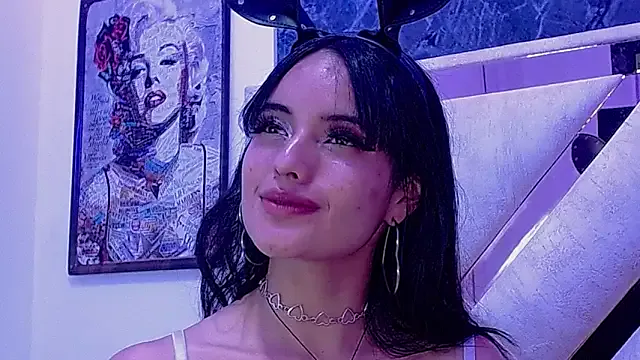 madissonrousecs — Play with my tongueand my toy 