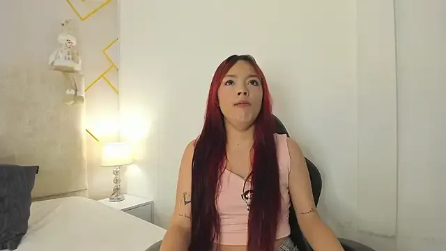 Martinaa_Garcia on StripChat