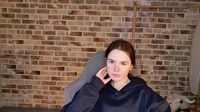 May_Bloom on StripChat