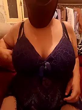 mayakhalyfaa on StripChat 