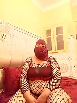 mayakhalyfaa on StripChat 