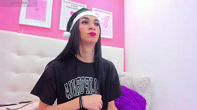 Mia_thompson_19 on StripChat