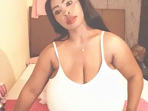 MissTits on StripChat 