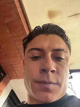 MR_MUSCLE on StripChat