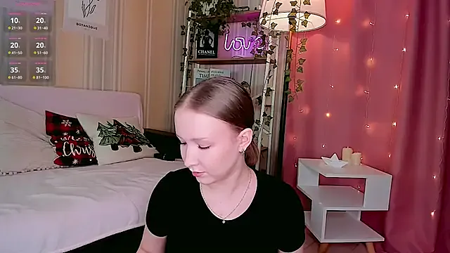 ms_evasweet — Wet my boobs