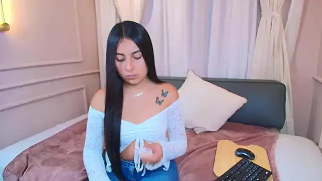 Nahomi_key_ from StripChat