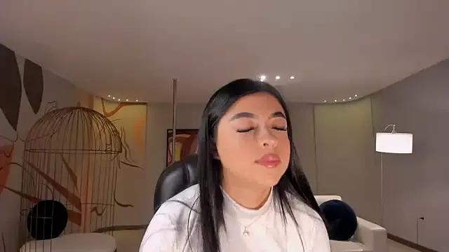 NataliaGaret from StripChat