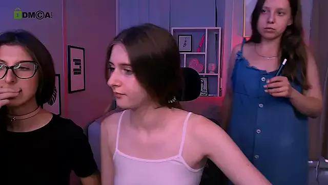 nekky_mouse on StripChat