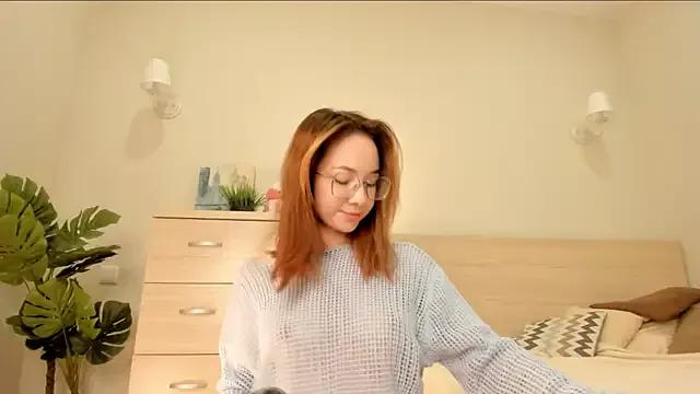 NessaDay from StripChat