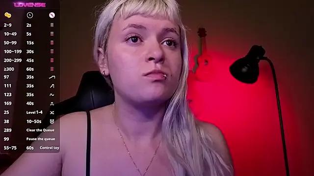 Freechat NEXT_DOOR_GIRL_ on StripChat