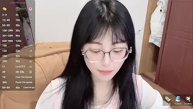 Nice2C- from StripChat