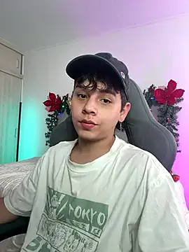 nico_leroy on StripChat