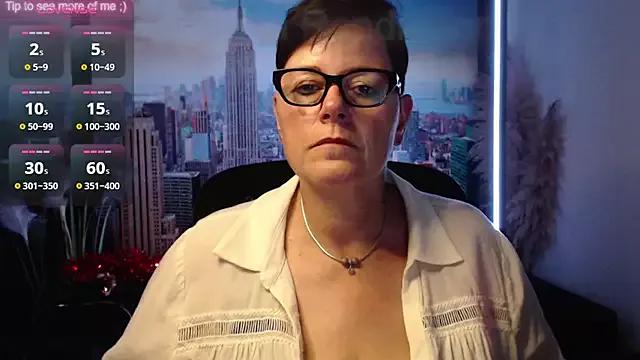 ninarandmann on StripChat 