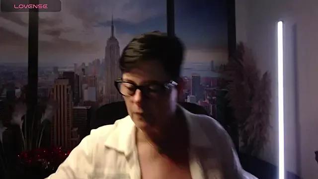 ninarandmann on StripChat