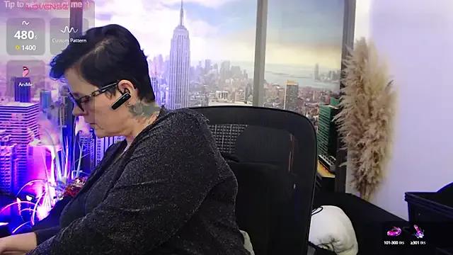 ninarandmann on StripChat 