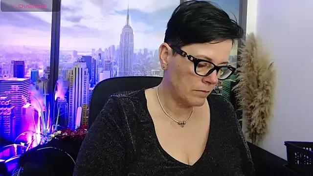 ninarandmann on StripChat 