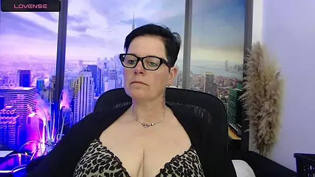 ninarandmann on StripChat 