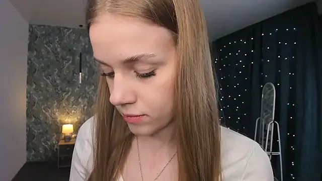 OdellaFrake on StripChat