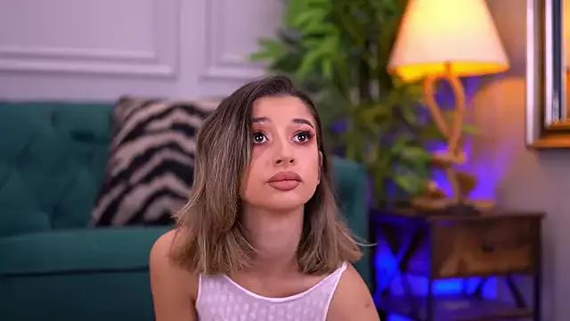 Freechat OdetteMason on StripChat