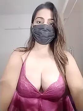 Priyanka998 from StripChat