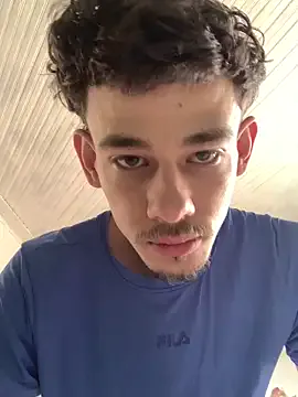 Pytergreensex — plug in the ass to work