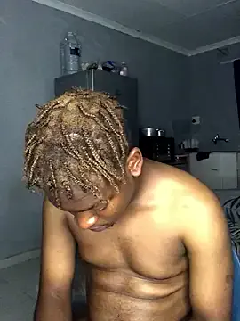 Redfucks333 on StripChat