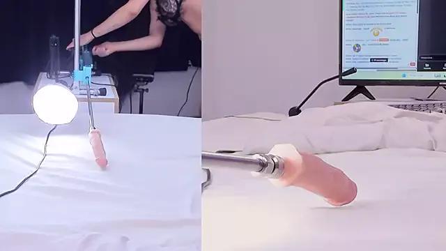 Freechat Riley__Sweet on StripChat