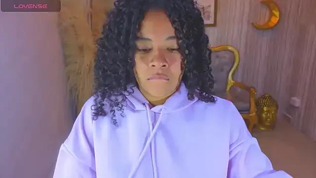 risada_temptation_s from StripChat