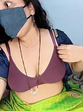 Private Rising_Smiler on StripChat