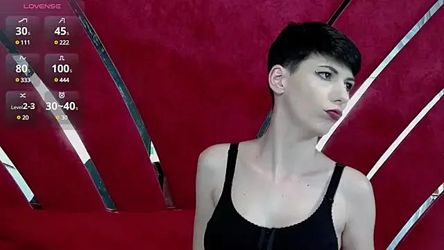 Roxxy_Rouge on StripChat 