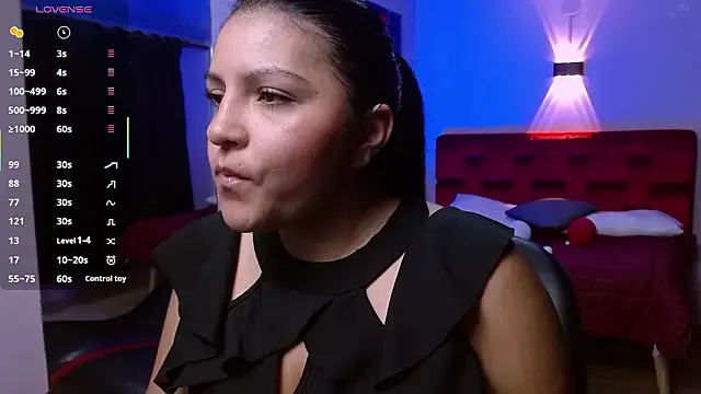 Sahamara_07 on StripChat