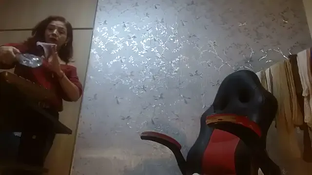 Samantabrown_ on StripChat