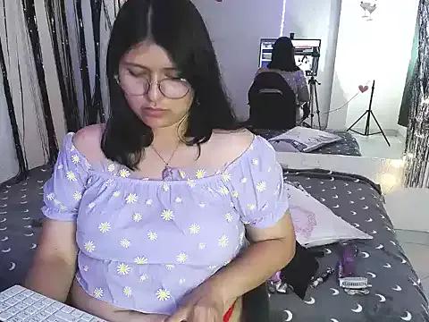 saragon1 on StripChat 