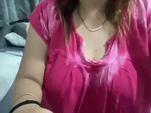 sassypooja on StripChat 