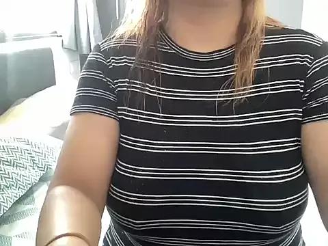 sassypooja on StripChat 