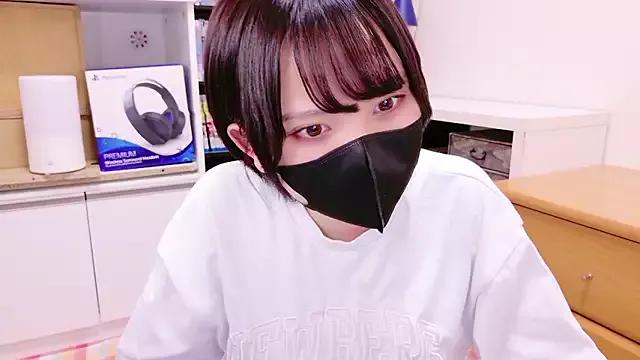 senachinnn from StripChat