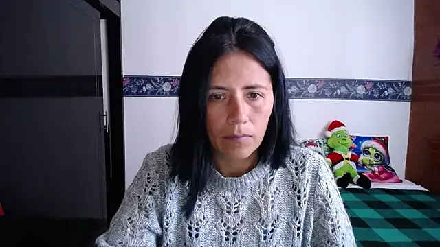 sharoon_cheerry on StripChat