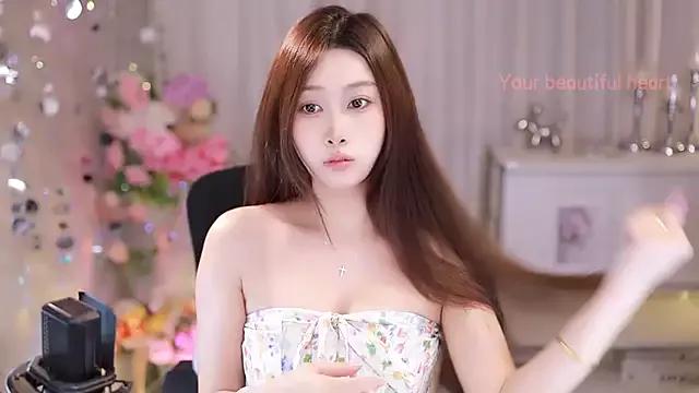 SleepArtist on StripChat 