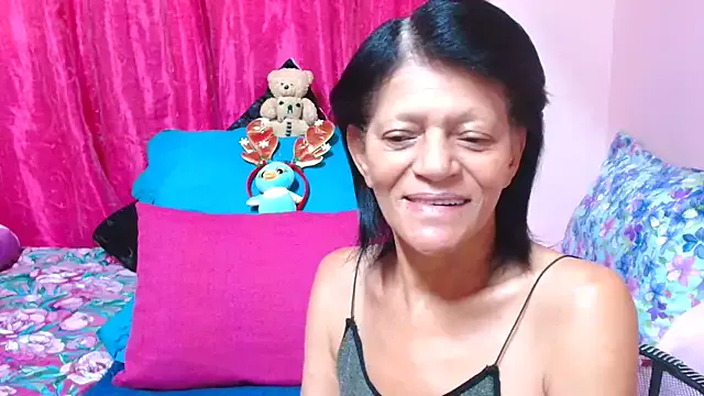 SLUTTYROXY on StripChat