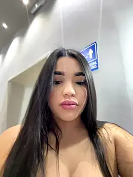 SofiaWildee on StripChat