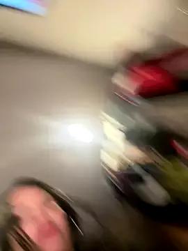 SQUIRTINGQUEEN11 from StripChat