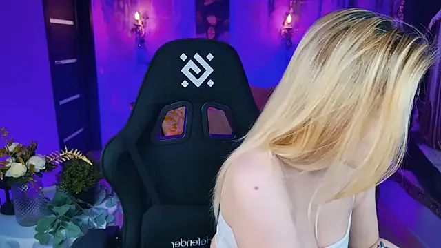 Stef_Nicks on StripChat