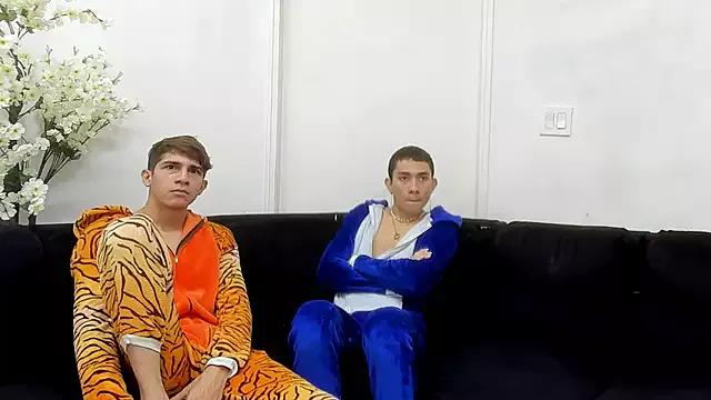 Freechat StrawwBoys on StripChat