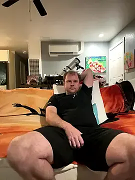 Studmuffin4you on StripChat